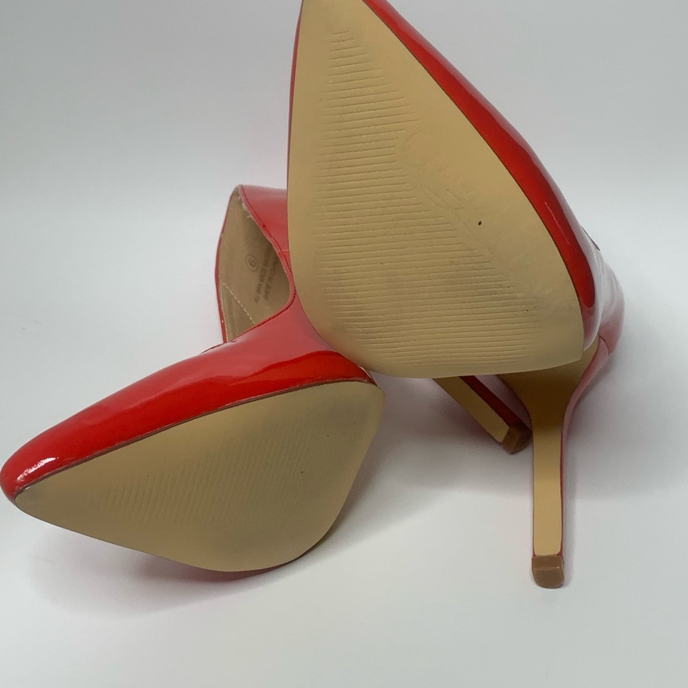 Red Stilettos 👠 Wear them once Size 6 - Picture 10 of 12